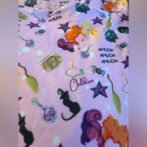 Hocus Pocus TC2 CAPRI Leggings - Picture 3 of 6